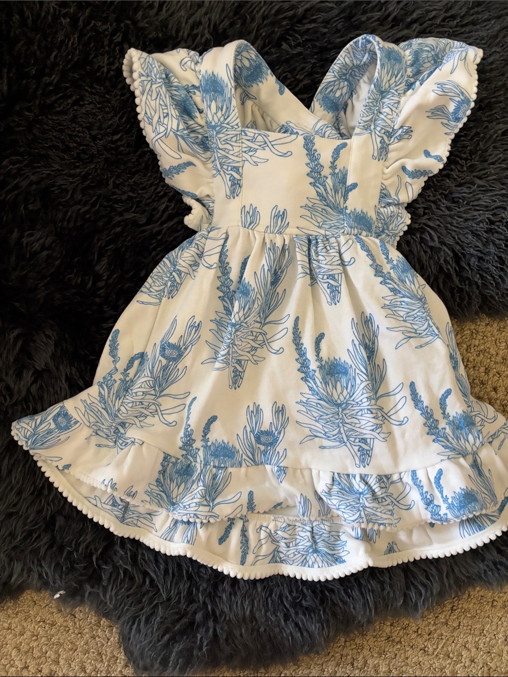 Kate quinn dress